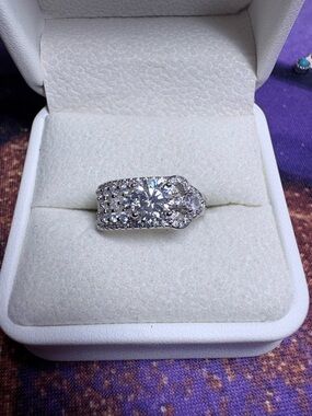 1 carat Moissanite Halo Ring in Sterling Silver NWT